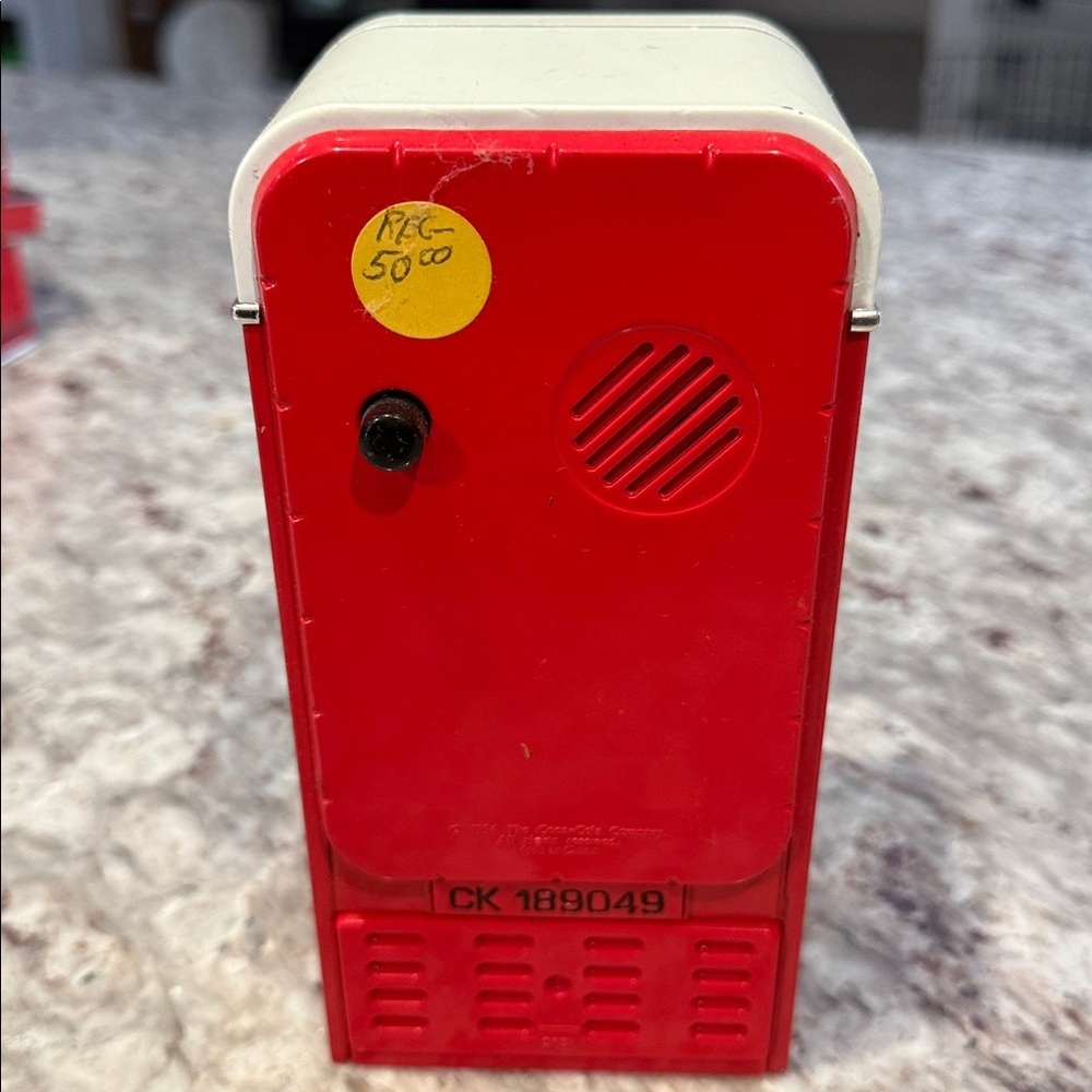Vintage 1994 Coca-Cola Vending Machine Metal Coin Bank Music Box - Picture 7 of 10